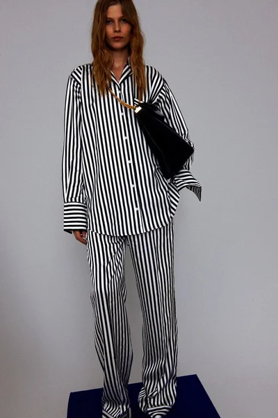 Look 24